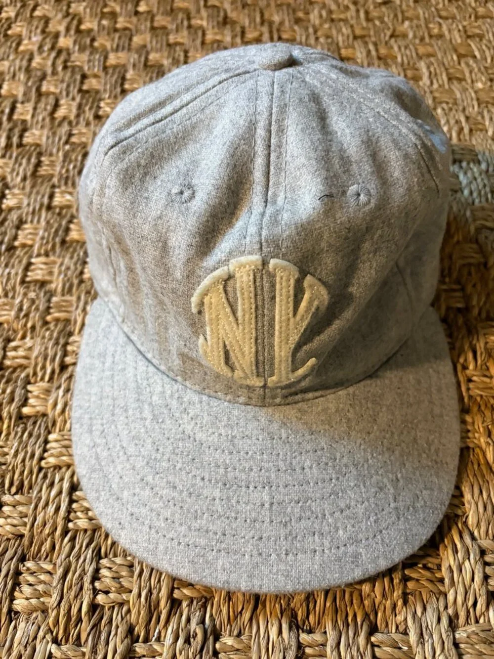NWOT  Ebetts Field Flannel authentic wool flannel NY ball cap in h. grey